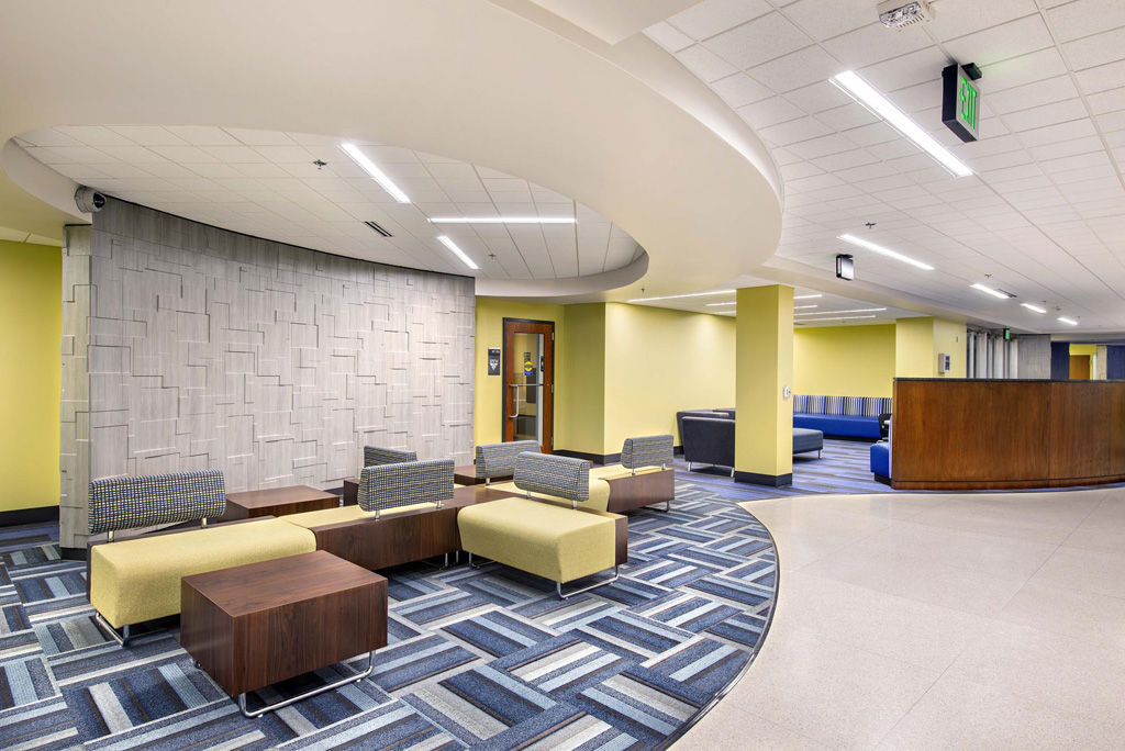 Kettler Hall Student Services Center at IPFW | Luminaut